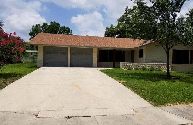 3011 GAINESBOROUGH DR - 3011 Gainesborugh Drive, San Antonio, TX 78230