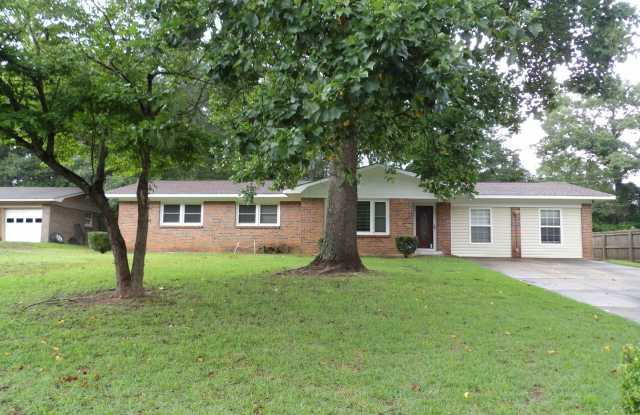 Yellowleaf Drive, Enterprise, AL photos photos