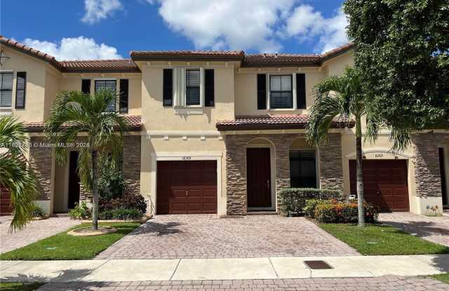 16309 SW 71st Ter photos photos