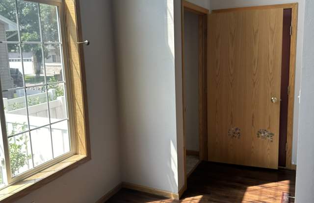 11429 16th Street Northeast Gallery 3