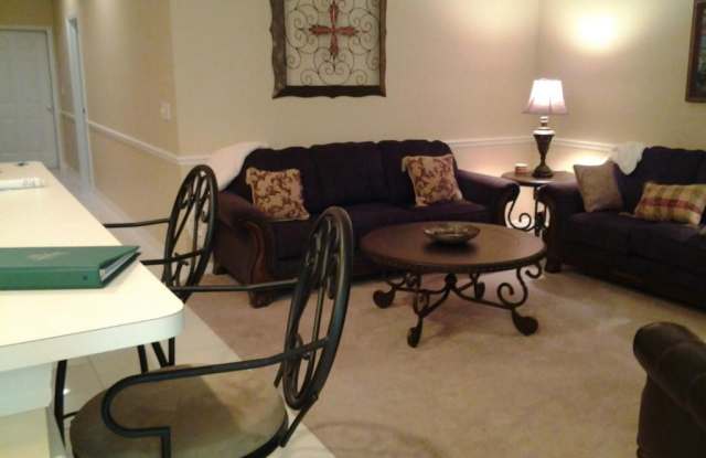 20559 Candlewood Gallery 2