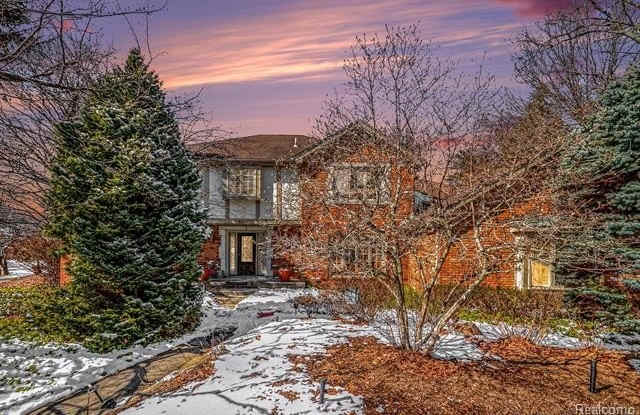 4280 Woodlands photos photos