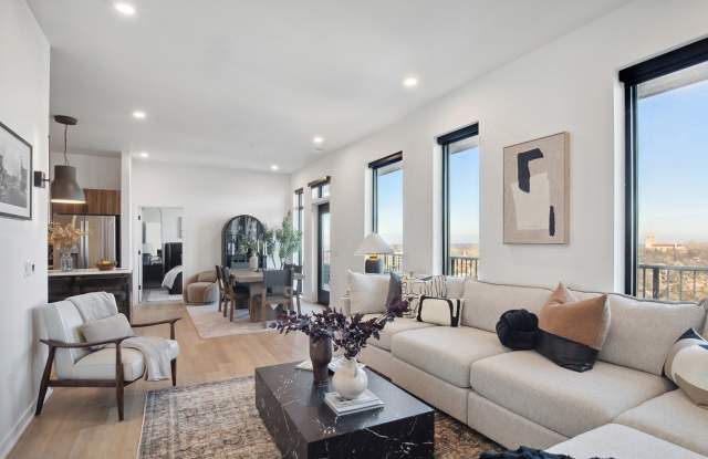 37 West Farnam Gallery 3