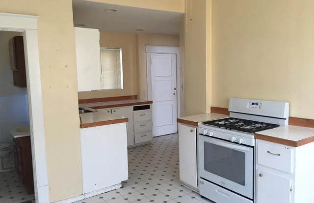 1429 11th Avenue - 1 Gallery 2