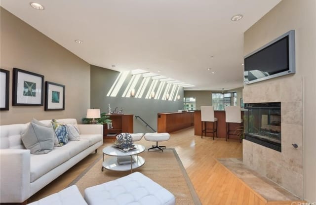 1567 N Coast - 1567 N Coast Hwy, Laguna Beach, CA 92651