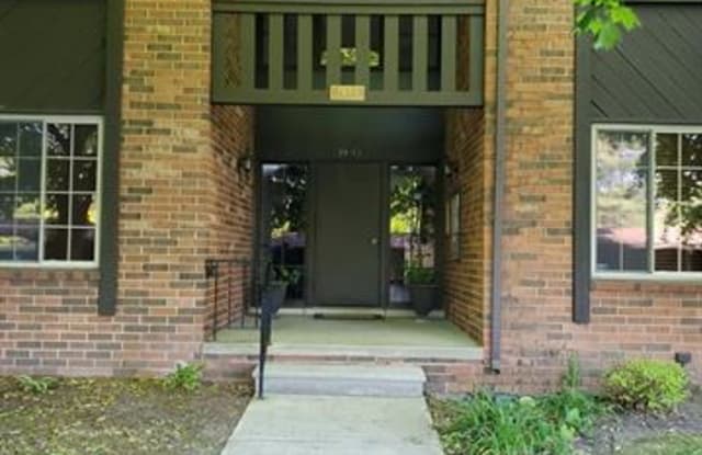 29153 E WELLINGTON Road - 29153 Wellington Rd E, Southfield, MI 48034