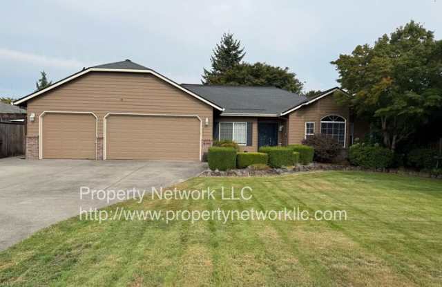 4090 Northeast 218th Avenue photos photos