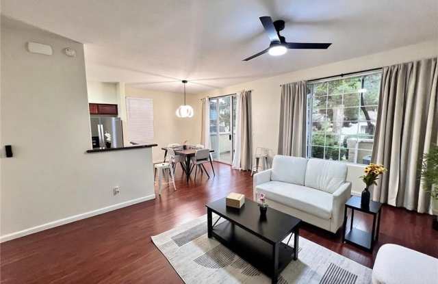 1604 Queen Victoria Street photos photos