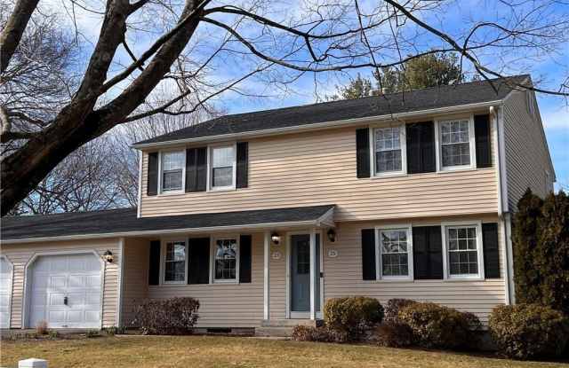 23 Addison Pond Road - 23 Addison Pond Road, Hartford County, CT 06033