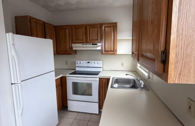 572 Main Street, Apt. #1 Gallery 3