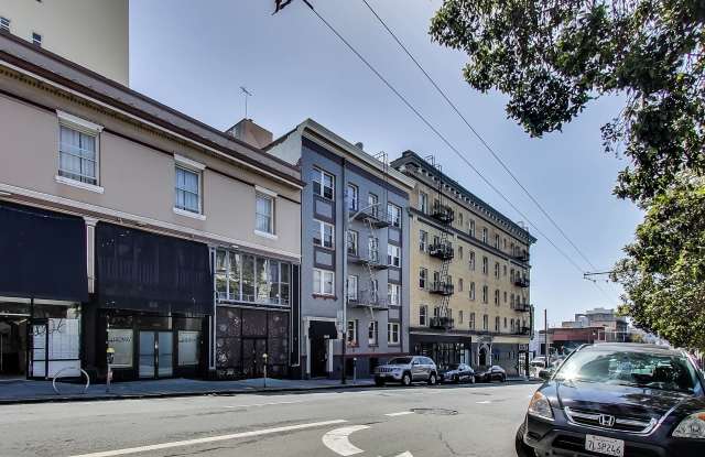 1030 LARKIN Apartments Gallery 4