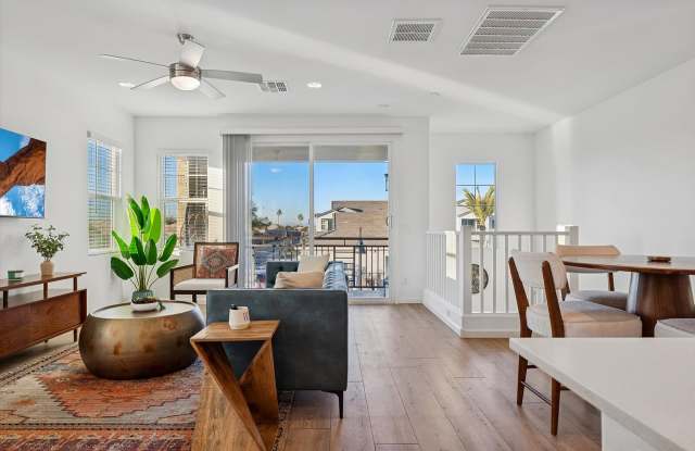 Rev3 at Encanto West Townhomes for Rent Gallery 4