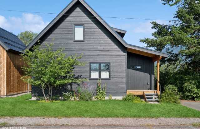 Furnished 2 Bed 2 Bath Columbia Falls Home photos photos