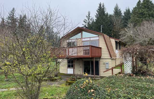Beautiful Multi-Level Home with Vaulted Ceilings  Stunning Wood Accents - 28795 Southwest Petes Mountain Road, Clackamas County, OR 97068