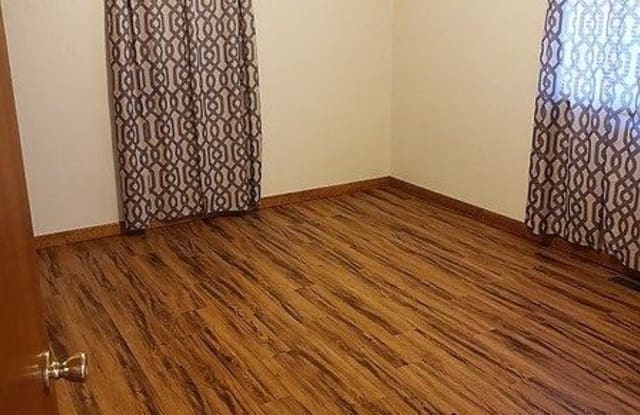 210 Franklin Street - 210 Franklin St, Fredericktown, MO 63645