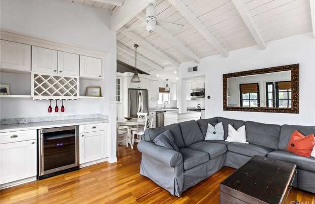 330 MARGUERITE Avenue - 330 Marguerite Avenue, Newport Beach, CA 92625