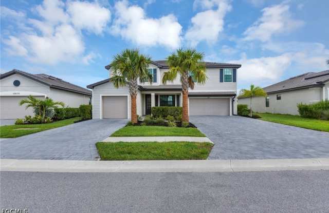 10883 Timber Creek Drive Gallery 1