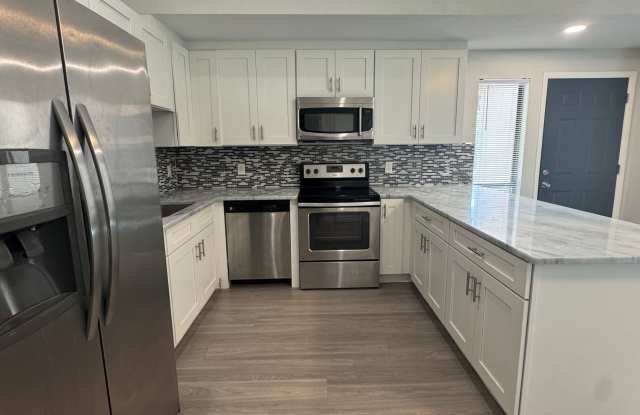 One Block Away from the St Johns River 2 Bed, 1.5 Bath! - 217 Loring Court, Orange Park, FL 32073 One Block Away from the St Johns River 2 Bed, 1.5 Bath! - 217 Loring Court, Orange Park, FL 32073