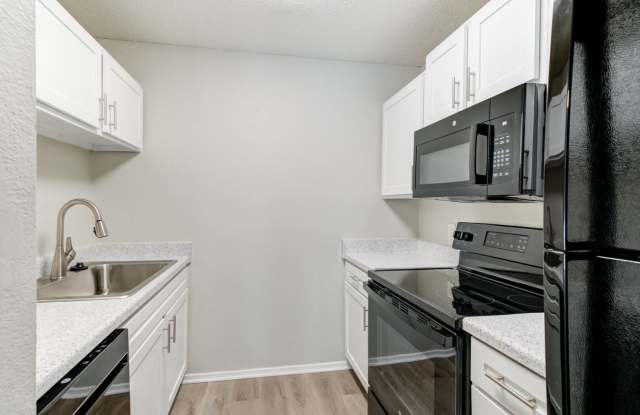 Jefferson Park Apartments Gallery 2