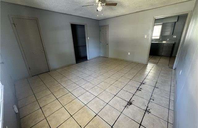 105 WELLS Drive Gallery 3