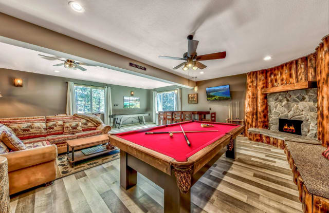 256 North Benjamin Drive - 256 North Benjamin Drive, Kingsbury, NV 89449