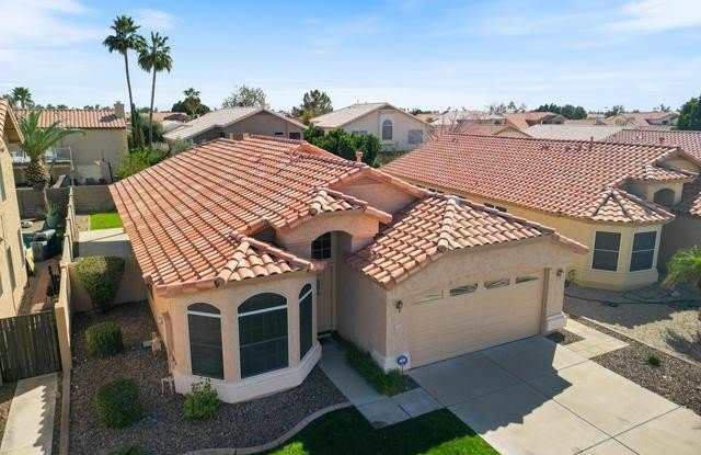 9733 W RUNION Drive Gallery 3