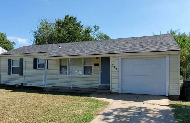 2 Bed 1 Bath Home in the Bill Atkinsons Ranchets Addn in Midwest City photos photos