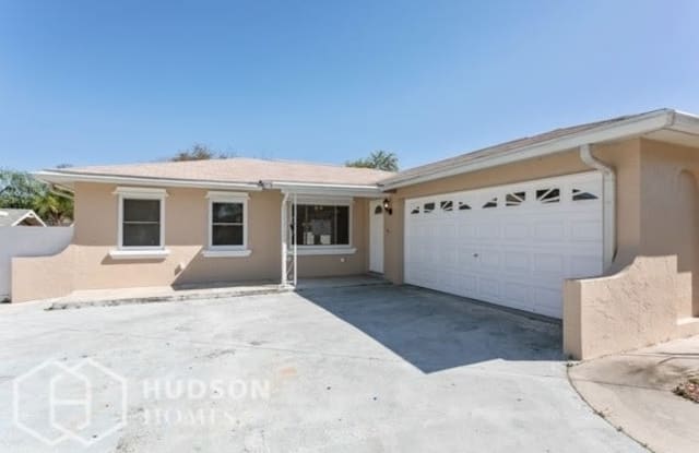 1611 Cromwell Drive - 1611 Cromwell Drive, Tarpon Springs, FL 34689