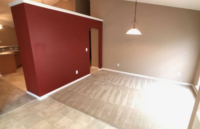 4972 Grand Lakes Dr N Gallery 3