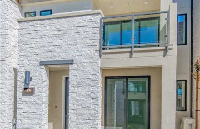 120 Palisades Gallery 1