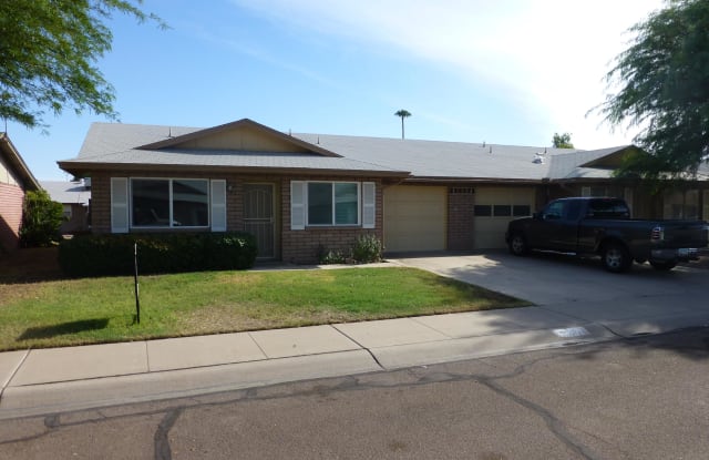 9627 W IRONWOOD Drive - 9627 West Ironwood Drive, Peoria, AZ 85345