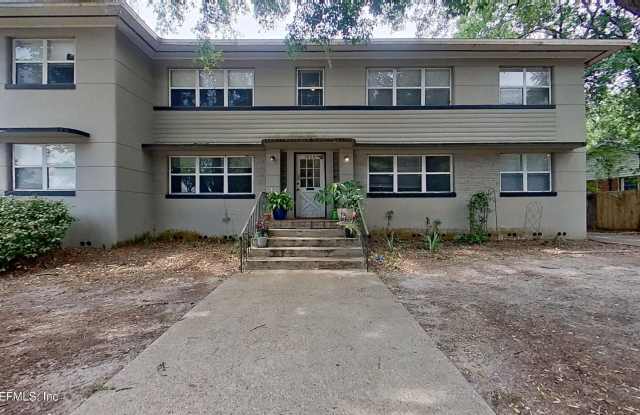 1464 HOLMESDALE Road unit: 2 photos photos