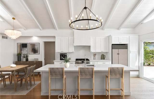 2806 Manning Avenue photos photos