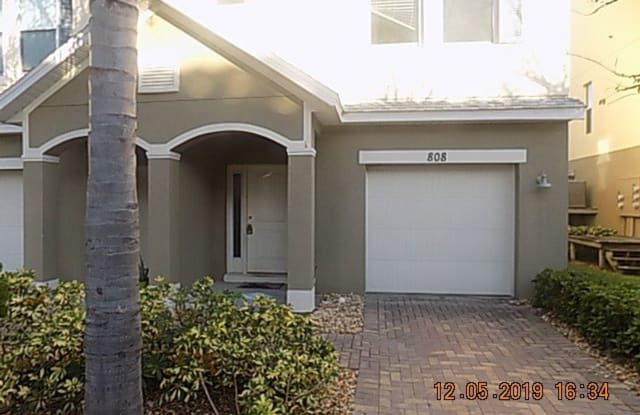 808 Callista Cay Loop - 808 Callista Cay Loop, Tarpon Springs, FL 34689