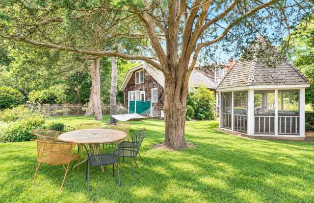 8 Tuthill Point Road Gallery 3