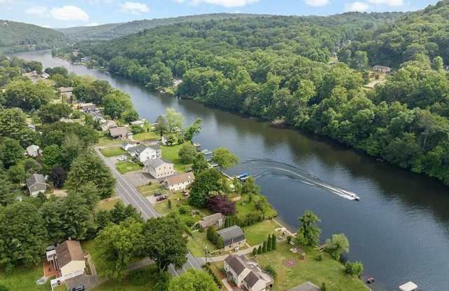 451 Roosevelt Drive - 451 Roosevelt Drive, New Haven County, CT 06478