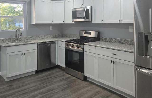 1320 CONOWINGO RD photos photos