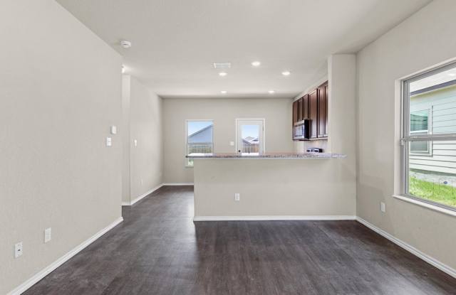 5915 POOLSIDE PARK Gallery 4