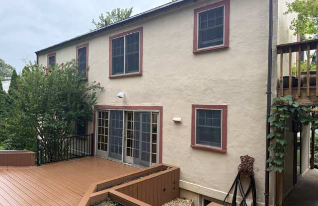 112 Abbott Dr Gallery 3