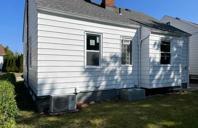 4003 Woodway Avenue Gallery 2