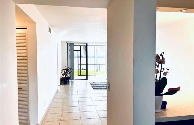 112 Lake Emerald Dr - 112 Lake Emerald Drive, Oakland Park, FL 33309