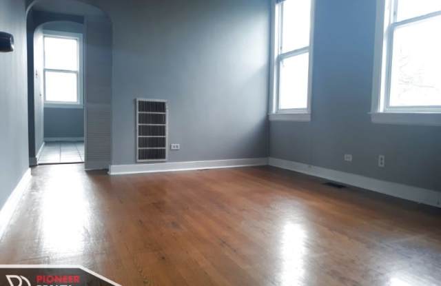 2259 W Hirsch St 2W - 2259 West Hirsch Street, Chicago, IL 60622