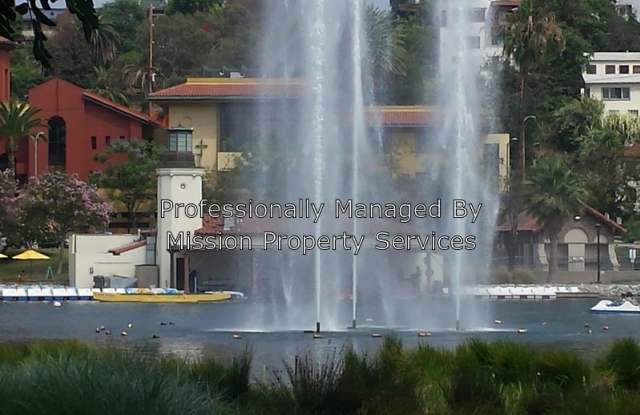 811 1/2 Glendale Blvd. - 811 1/2 Glendale Blvd, Los Angeles, CA 90026
