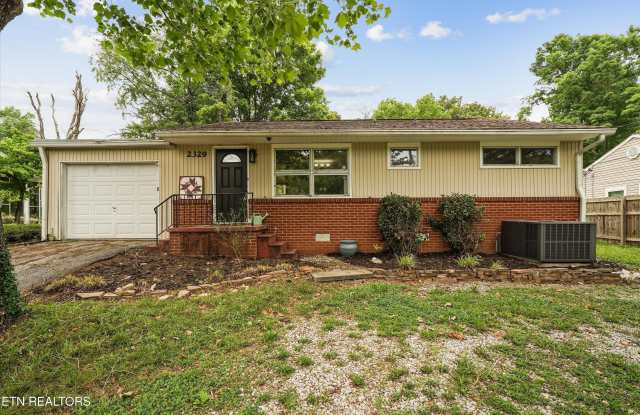 2329 Peachtree St photos photos