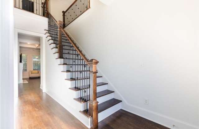 296 Mount Vernon Cove Gallery 4