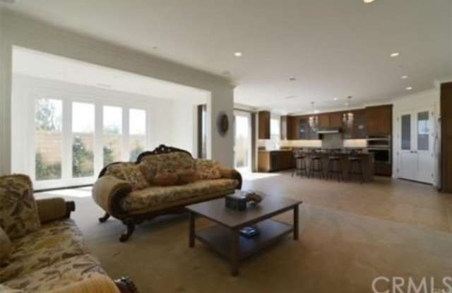 120 Chestnut Grove Gallery 4