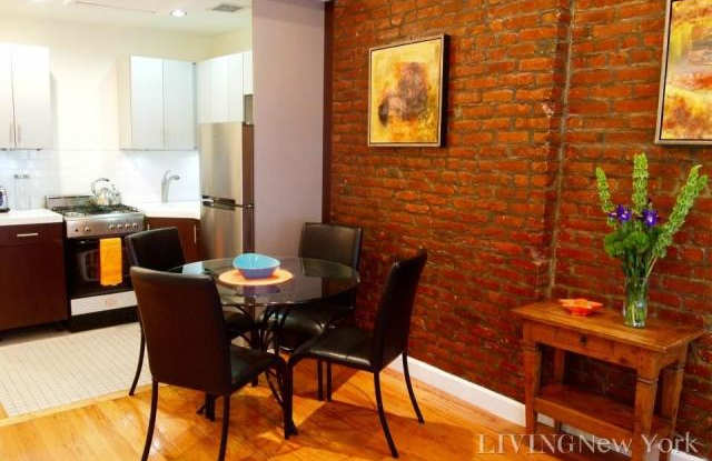 222 E 18TH ST. - 222 East 18th Street, New York City, NY 10003