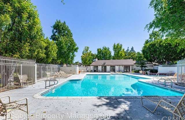 13115 Sunnybrook Cir UNIT 104 Gallery 2