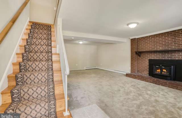 14750 DODSON DR Gallery 2