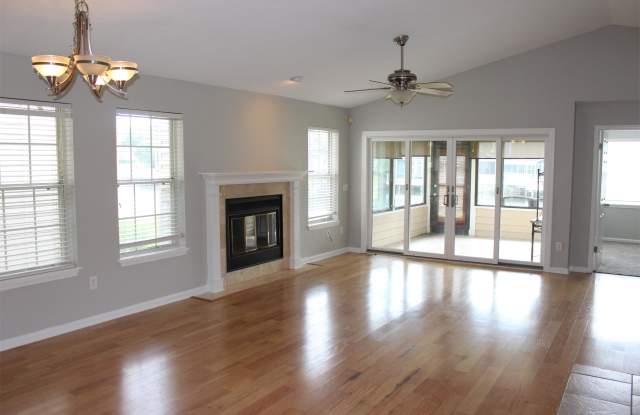 135 Burning Pine Court Gallery 3